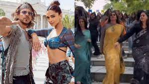 Shah Rukh Khan responds to the popular video of saree-clad DU professors dancing to Jhoome Jo Pathaan. Watch