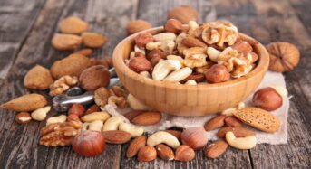 The advantages of nuts and almonds for health