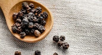 The Effects of Regular Consumption of Black Pepper on Your Body